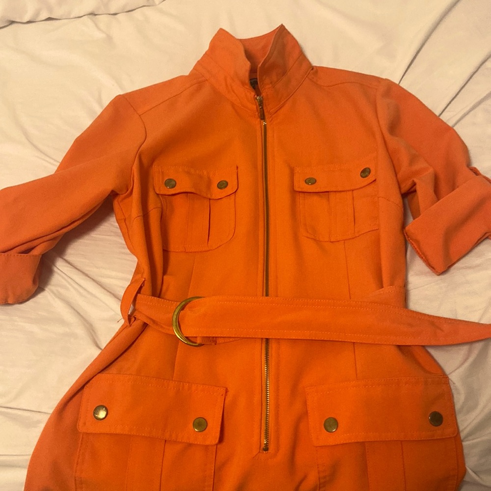Orange vintage dress that is just darling in a size 8